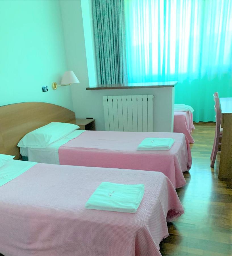 Hotel Tetto Delle Marche - Ristorante Dei Conti Cingoli Ngoại thất bức ảnh